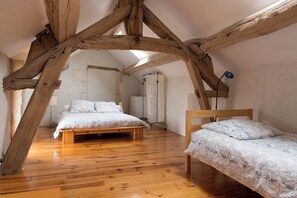 1 Schlafzimmer, Bügeleisen/Bügelbrett, Reisekinderbett, Internetzugang