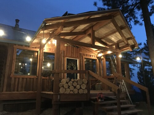 Ridgeline Retreat und Unterkünfte Das Hotel liegt im schönen Westen von Montana