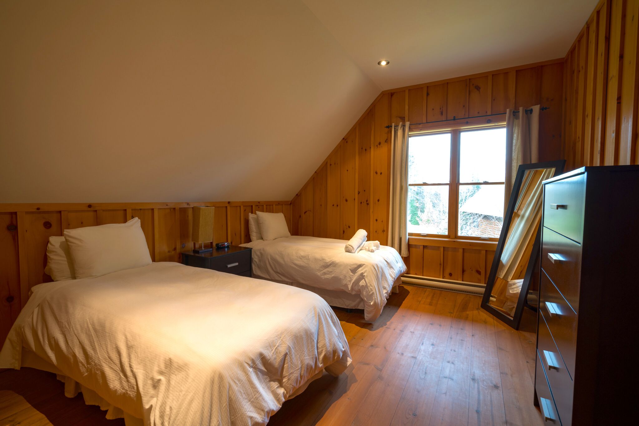 5 Schlafzimmer, Bügeleisen/Bügelbrett, kostenloses WLAN, Bettwäsche