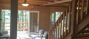 Spacieux et nouveau chalet rustique du Maine