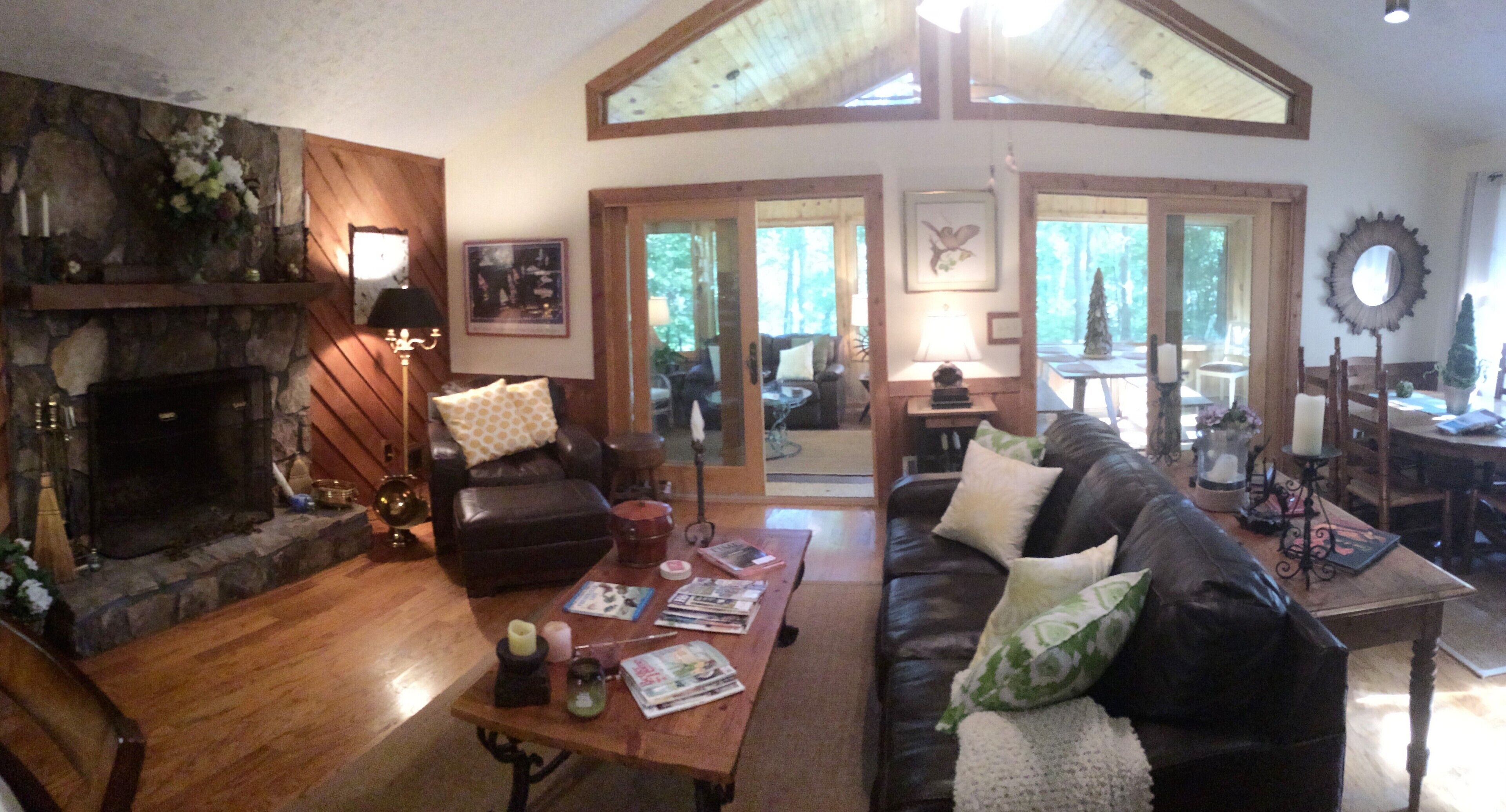  Lake Lanier Escape  with  New 2-Story Dock and recliners, table