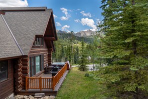 Terrace/patio - Big Sky Vacation Rentals: PR Chief Gull 1 (Big Sky)
