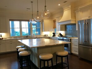 Fridge, microwave, oven, stovetop - Beautiful Oceanfront 5 Bedroom Home With Pool (Isle of Palms)