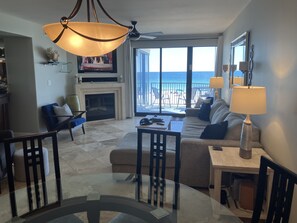 Smart TV, fireplace, DVD player, books