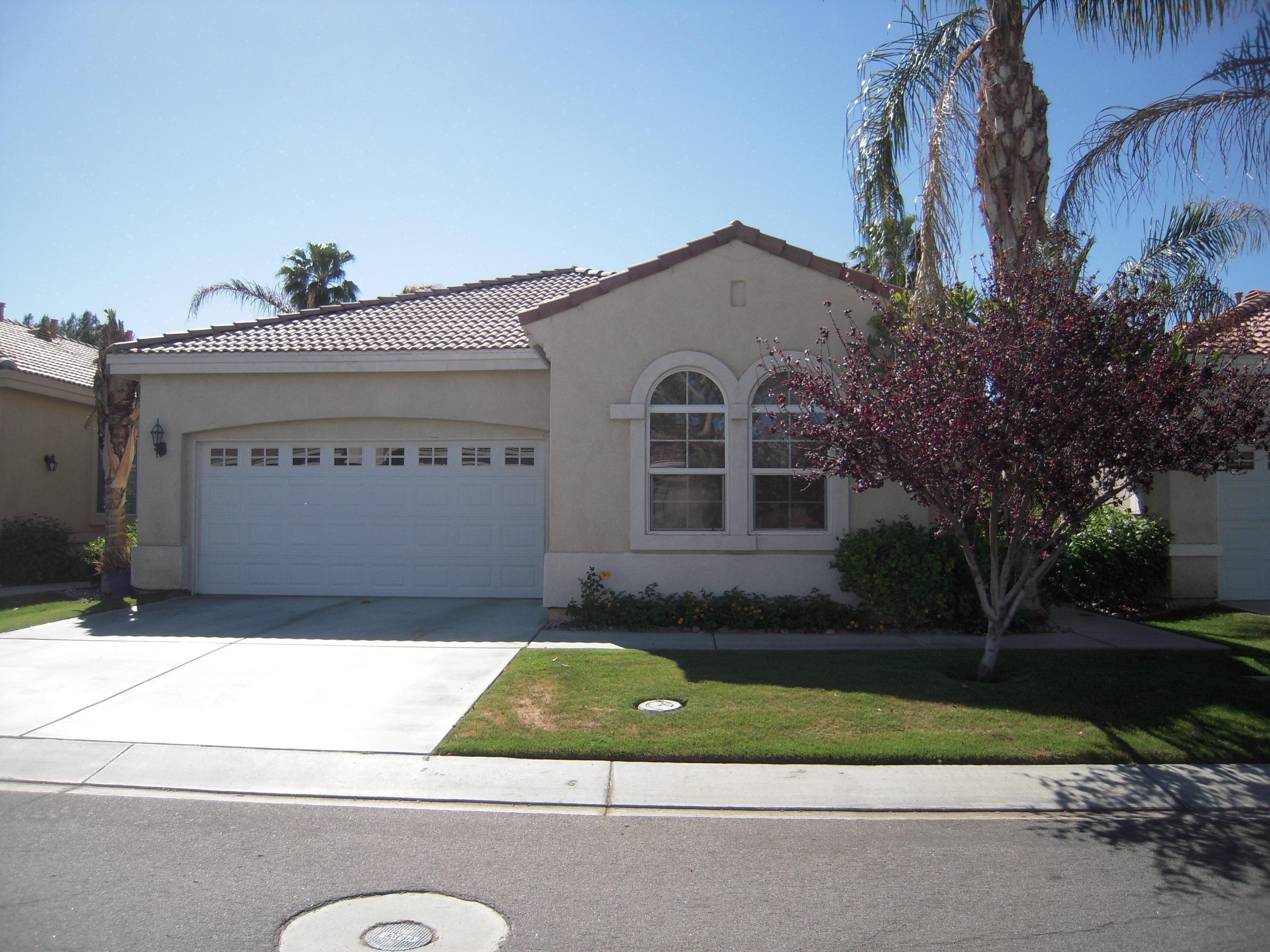 Within walking distance to Coachella Festival!