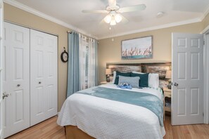 2 bedrooms, iron/ironing board, free WiFi, bed sheets