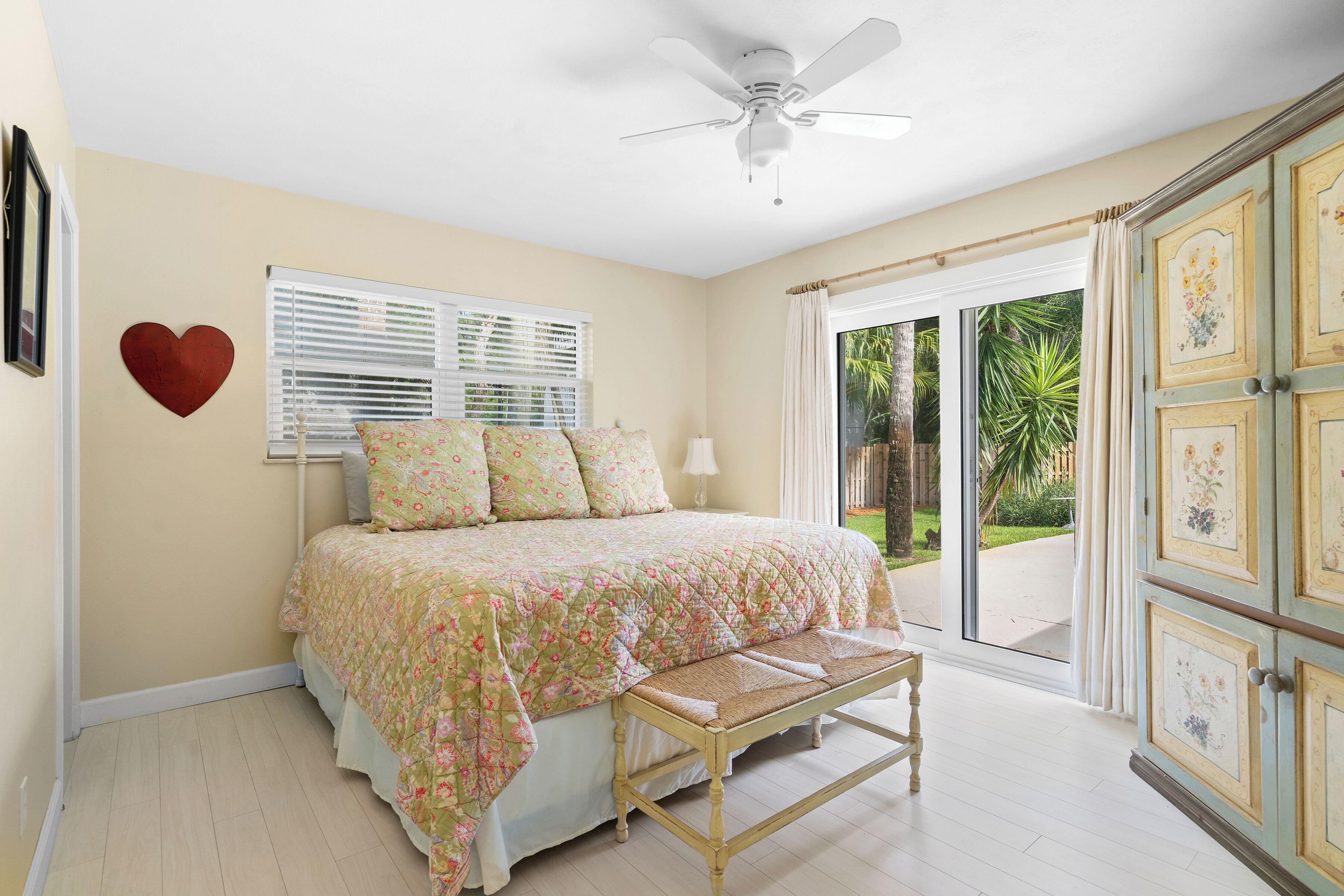 4 chambres, Wi-Fi gratuit, draps fournis