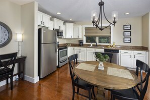 Fridge, microwave, oven, stovetop - Poplar Cottage • Secluded Hot Tub Escape (Asheville)