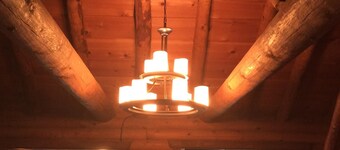 Located in a gated community just minutes from Dodge Ridge and Pinecreast Lake