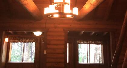 Located in a gated community just minutes from Dodge Ridge and Pinecreast Lake