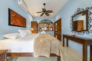 1 dormitorio, tabla de planchar con plancha, wifi gratis y ropa de cama