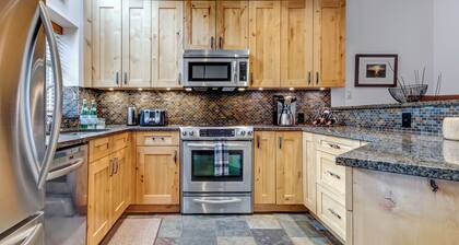 Snowy Creek # 30 | Ski-in Ski-out | 5 BR, 5 Bad, 10 Personen