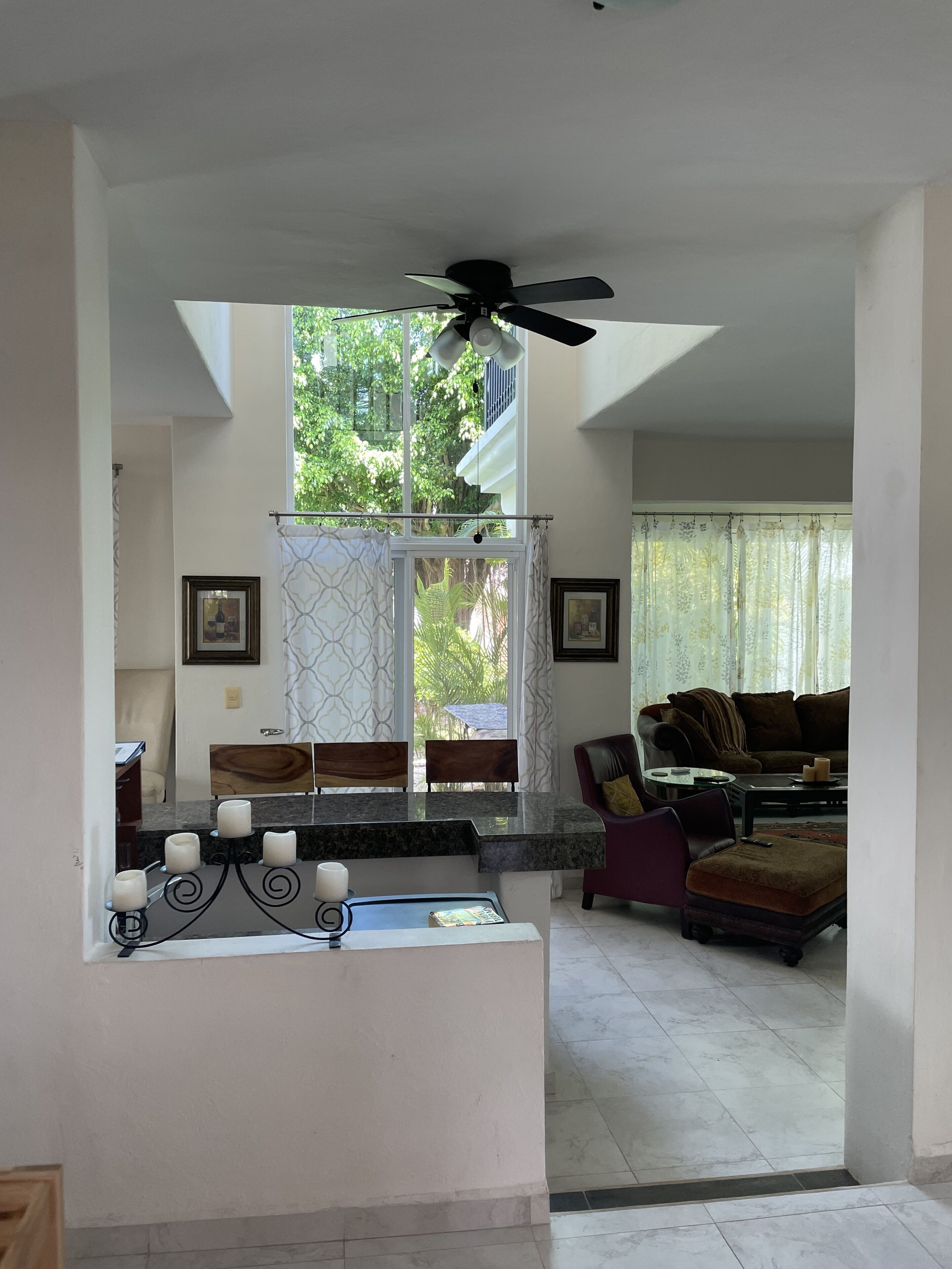 Nov - Dec Price Reduction - Casa Elena ~ 3 Bedroom, 4 Bath Villa. Great Location