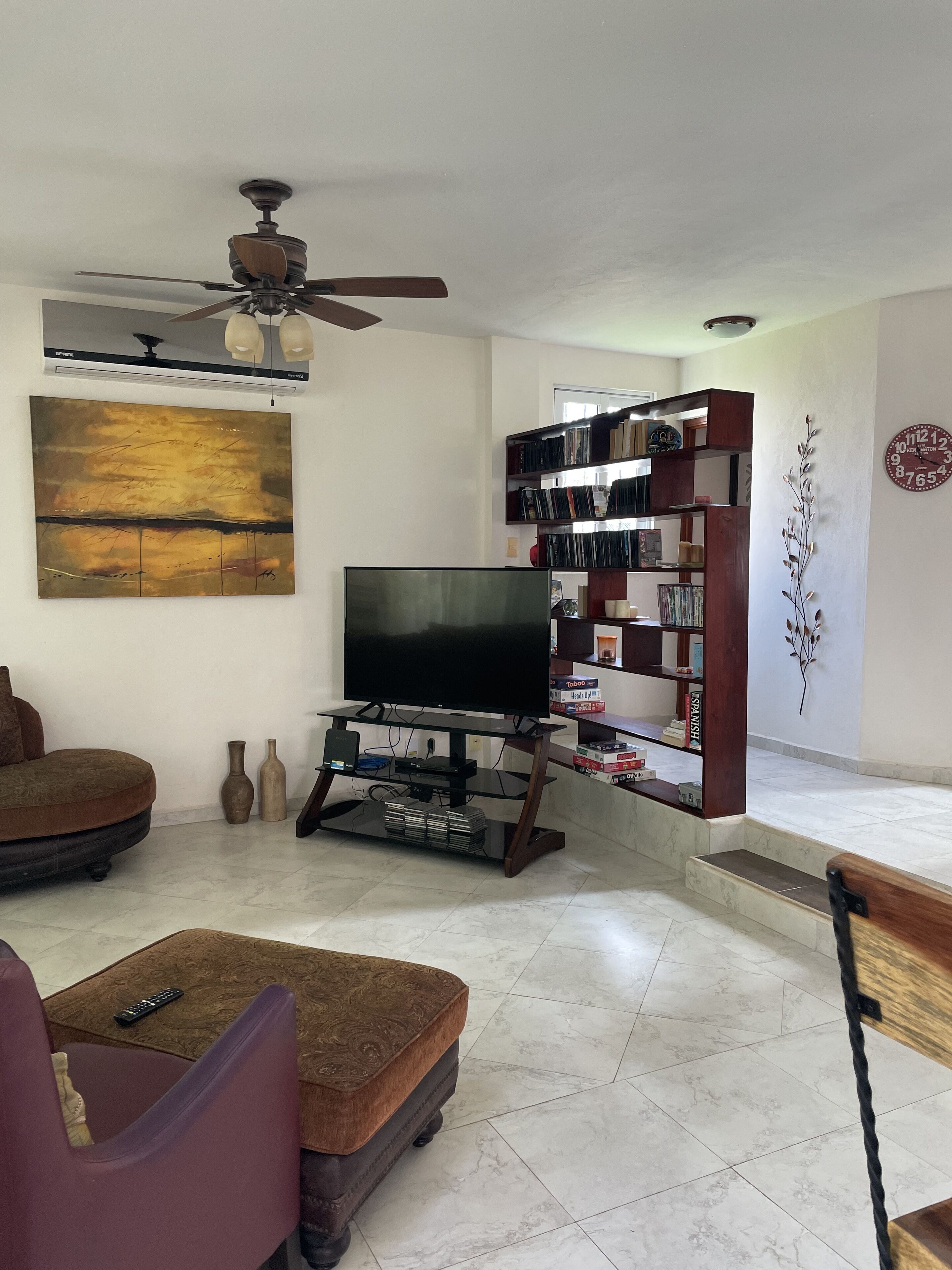 Nov - Dec Price Reduction - Casa Elena ~ 3 Bedroom, 4 Bath Villa. Great Location