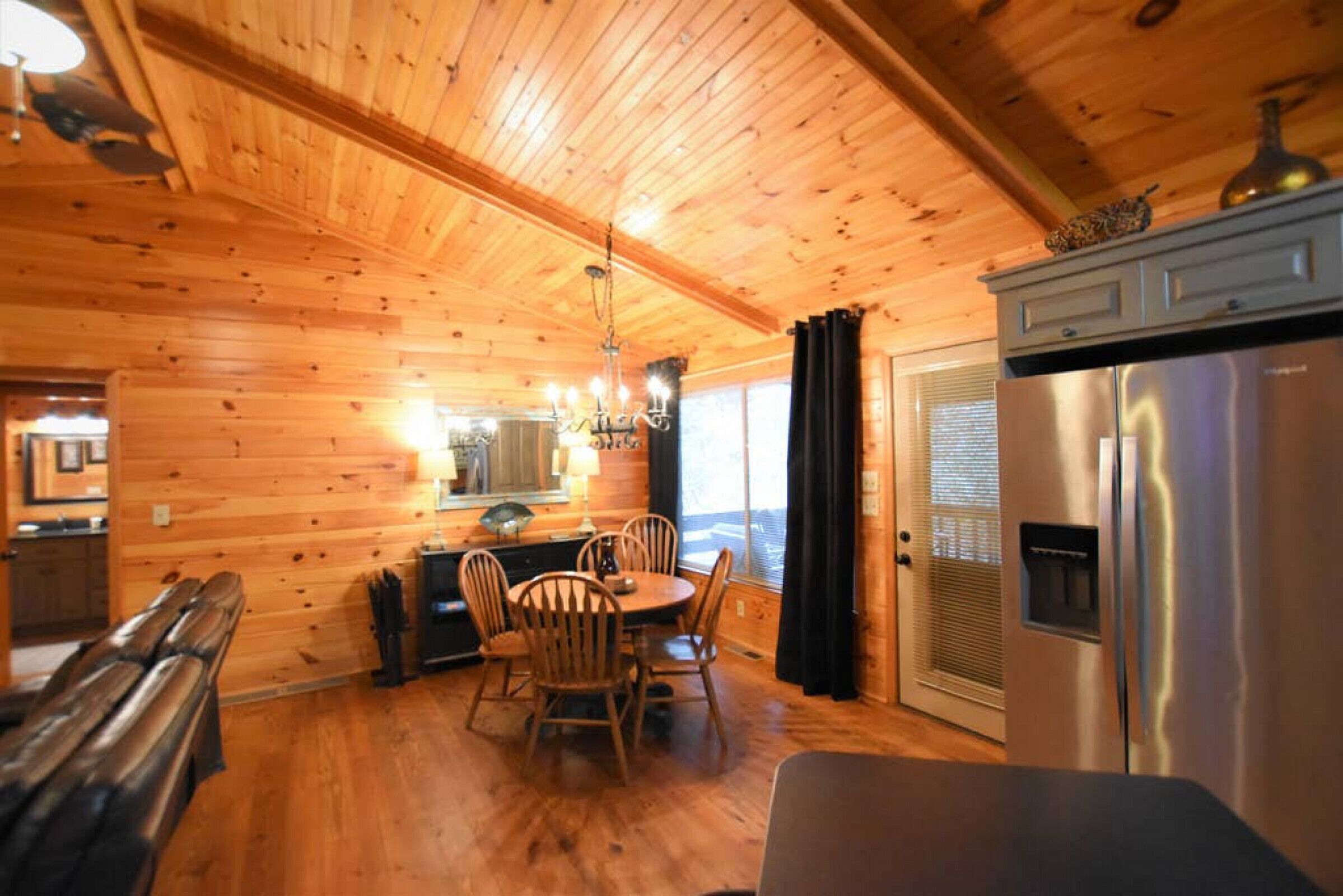 Whispering Creek on Brown Bear - Creekside Cabin