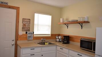 Microwave, coffee/tea maker