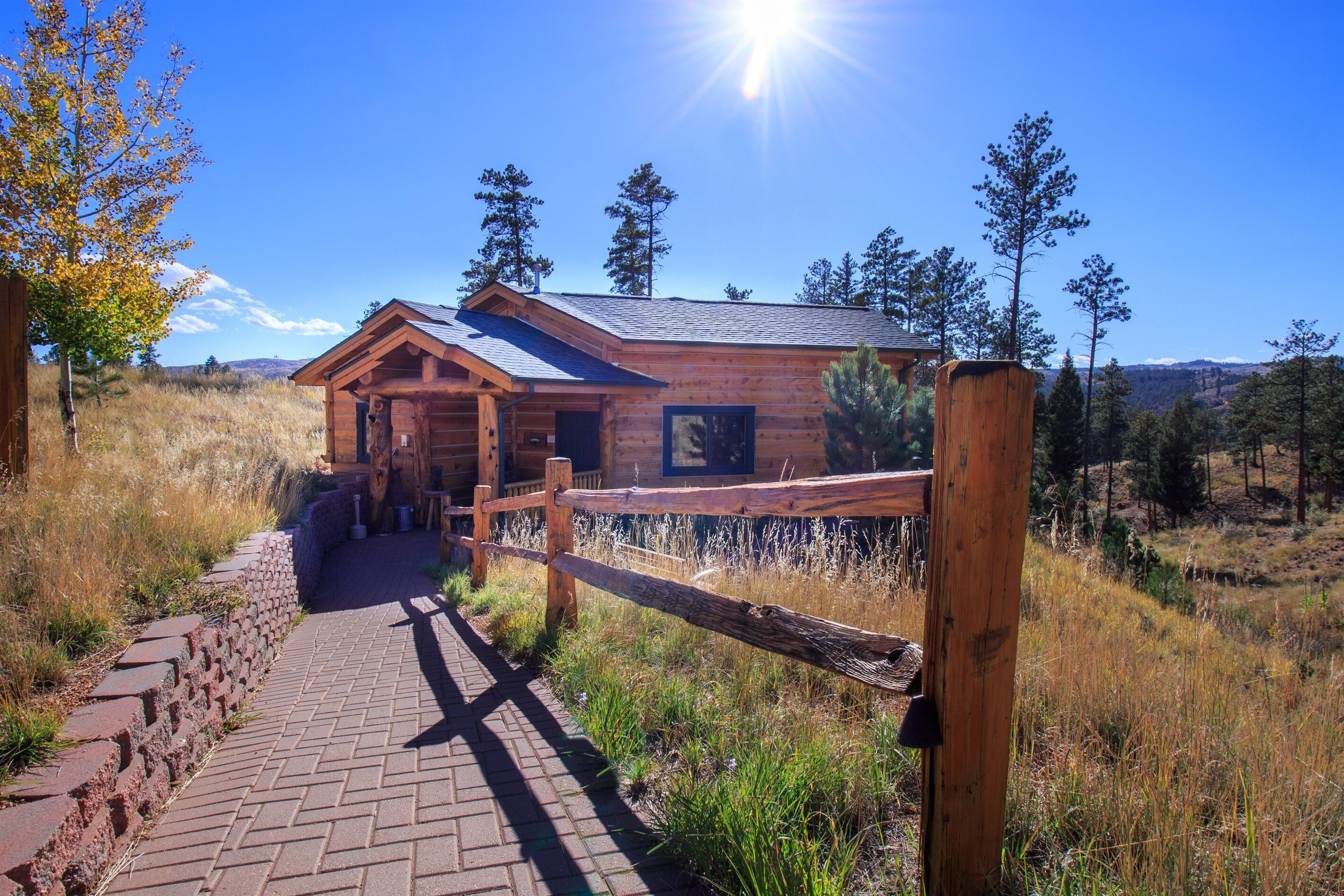 Pikes Peak Ranch - Bear Den Cabin