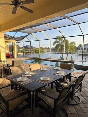 Outdoor dining