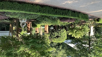 Enceinte de lâhĂ©bergement