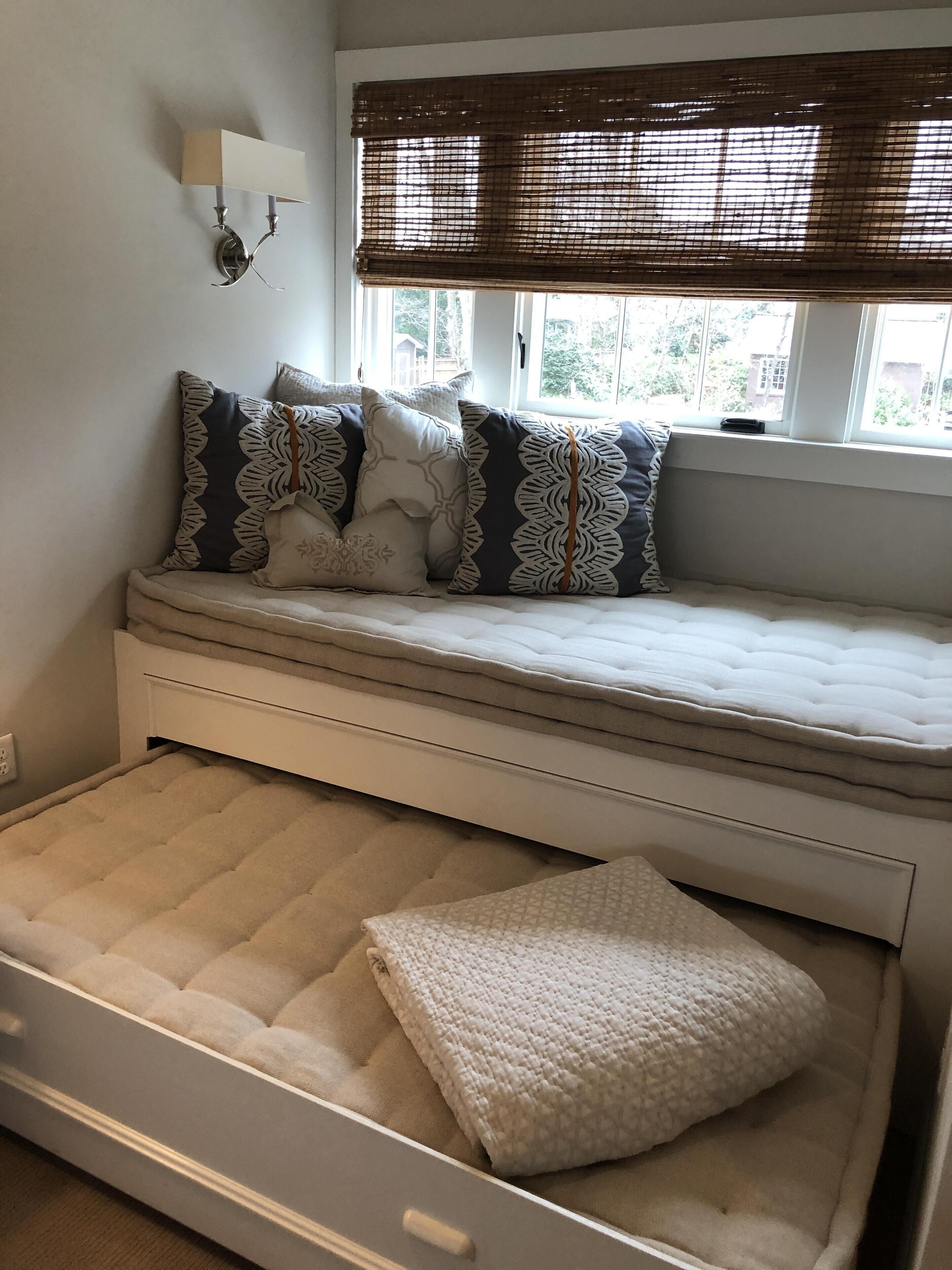 Athens Guesthouse—New Construction in Historic District