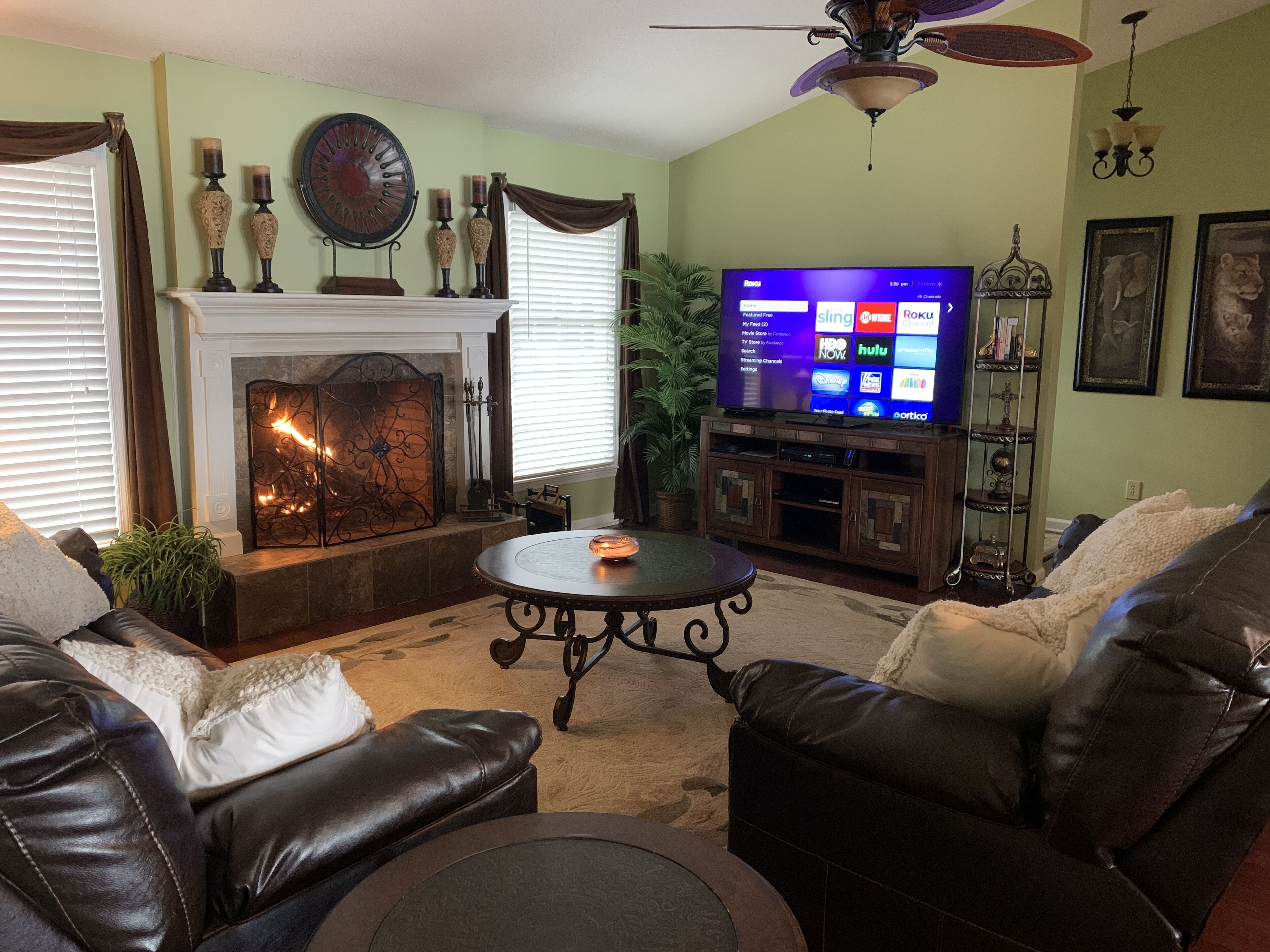 Peaceful Lakefront, Spectacular View, Spacious 2 Level, 30 Min from Auburn