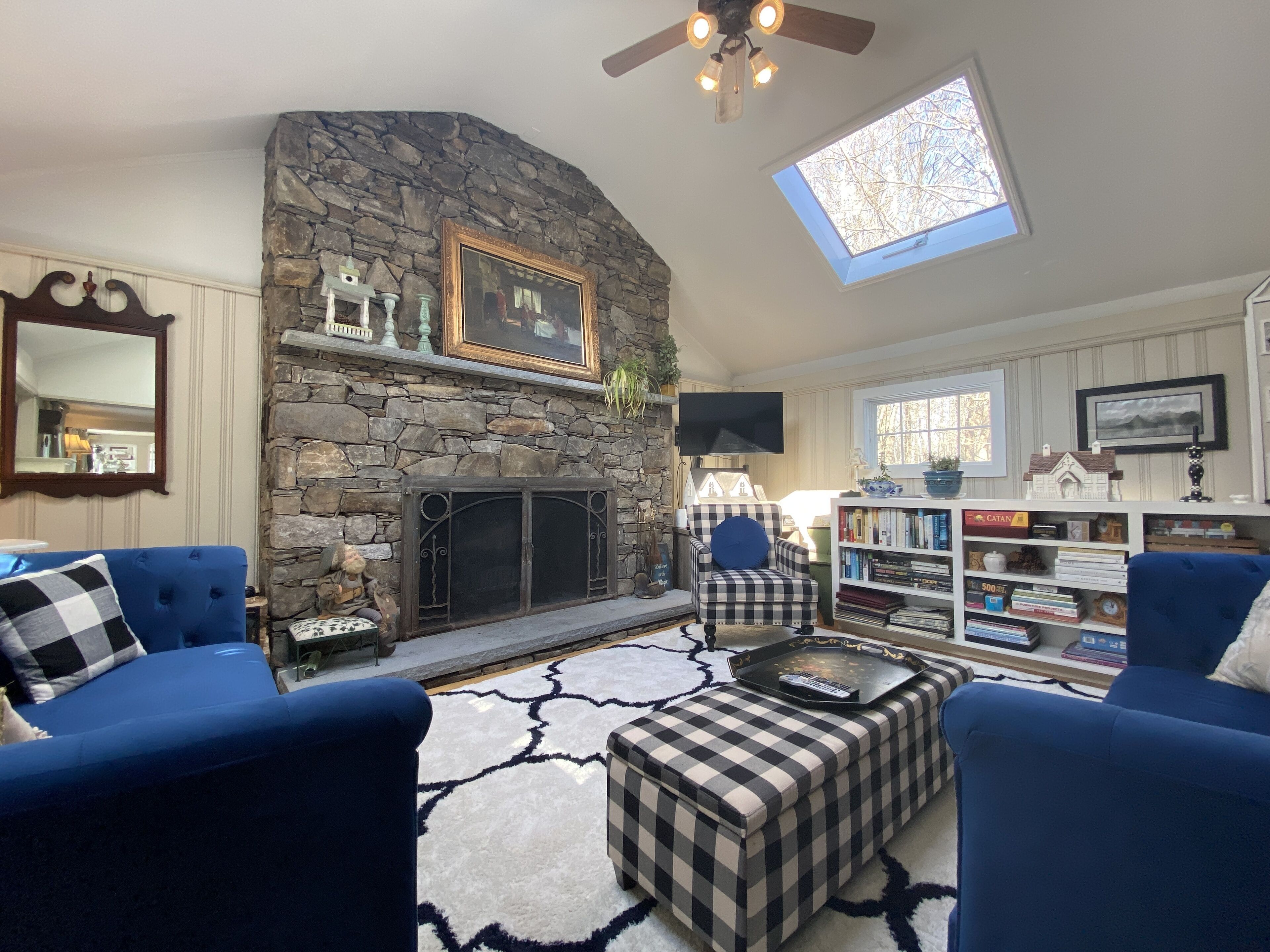 Historic Warren/Kent Home