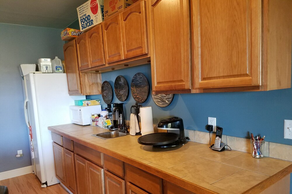 Baker, MT Ranch House Peaceful and Quiet 3bd/1ba