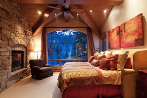 8 Schlafzimmer, Bügeleisen/Bügelbrett, Reisekinderbett, Internetzugang
