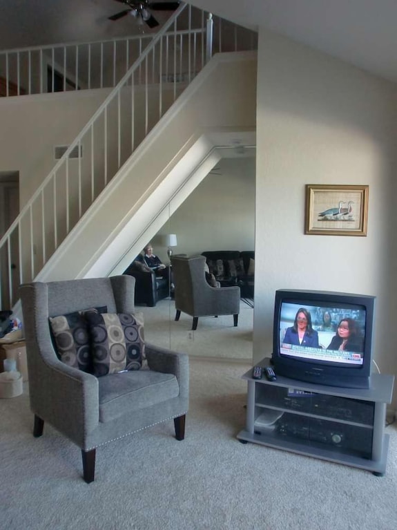 Spacious 3 Br Penthouse Townhouse - Sunrise Beach, MO