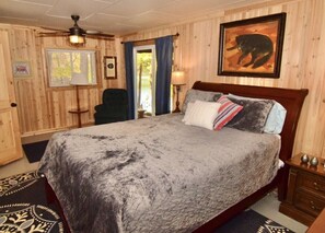 1 makuuhuone, silitysrauta/-lauta, ilmainen Wi-Fi, vuodevaatteet