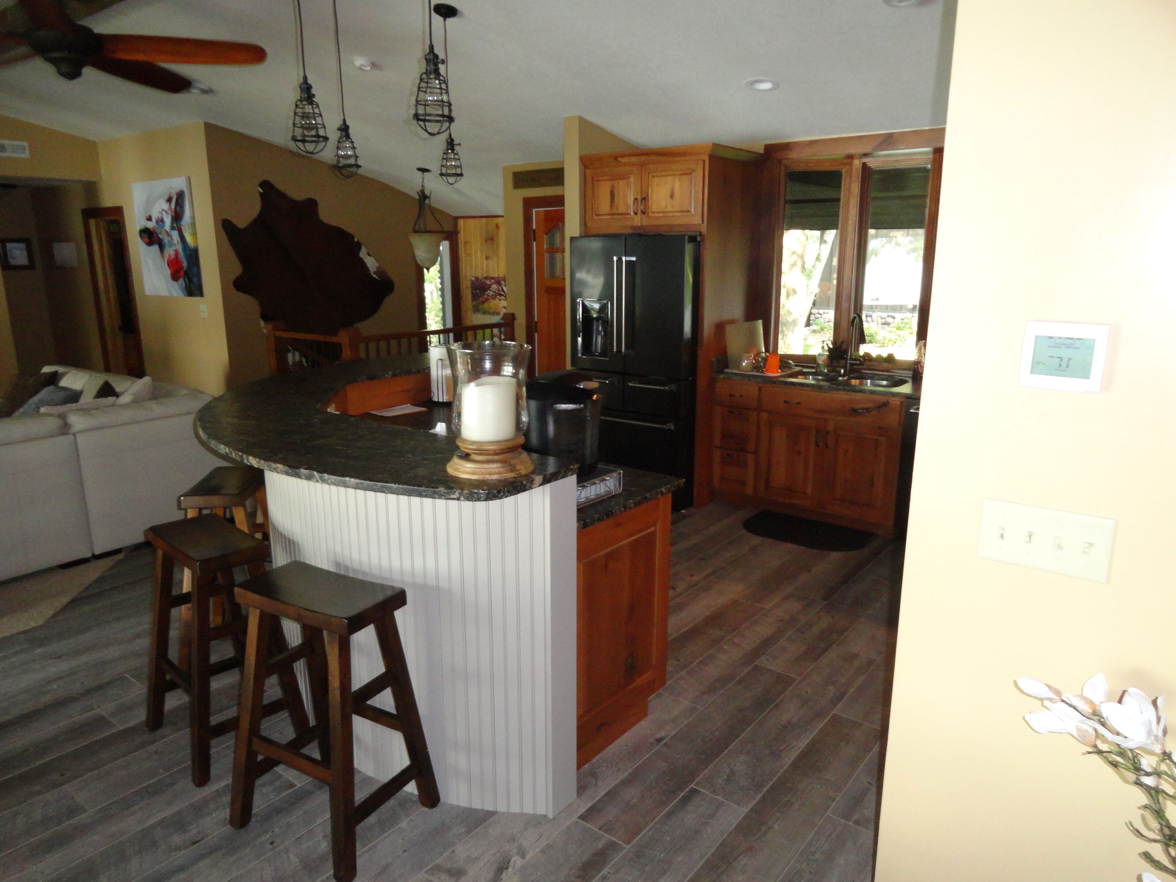 4 bedroom home, positioned on desireable Dakota Shores beach