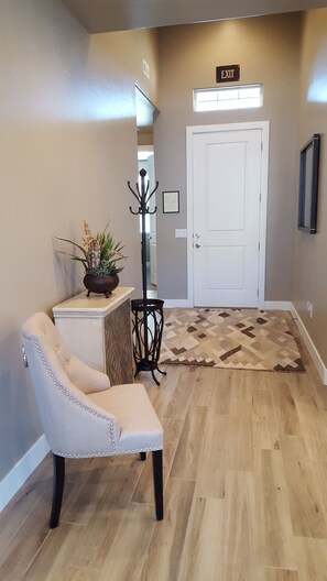 المنشأة من الداخل