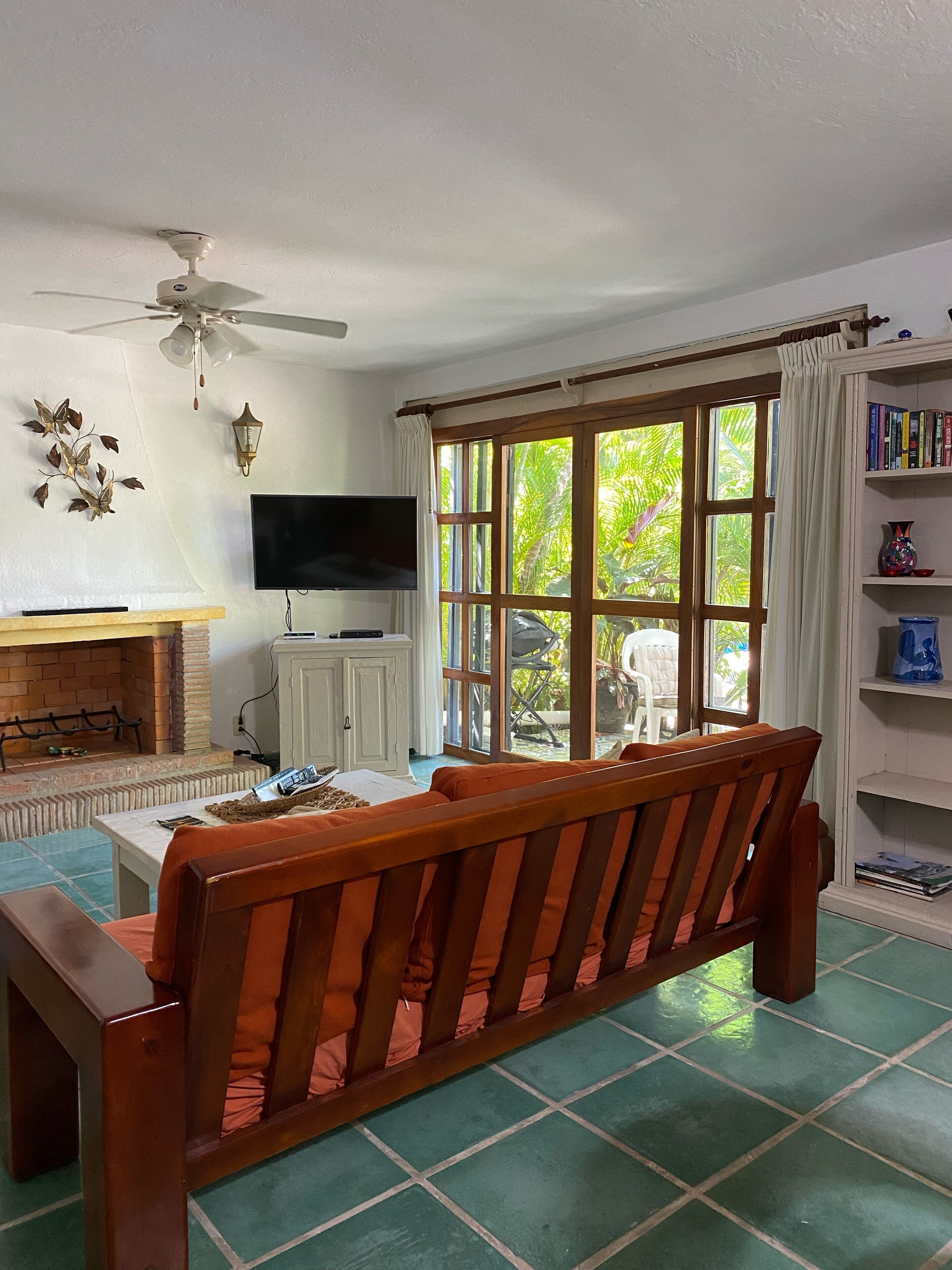 Charming Mexican Style Condo, across the street to the beach!