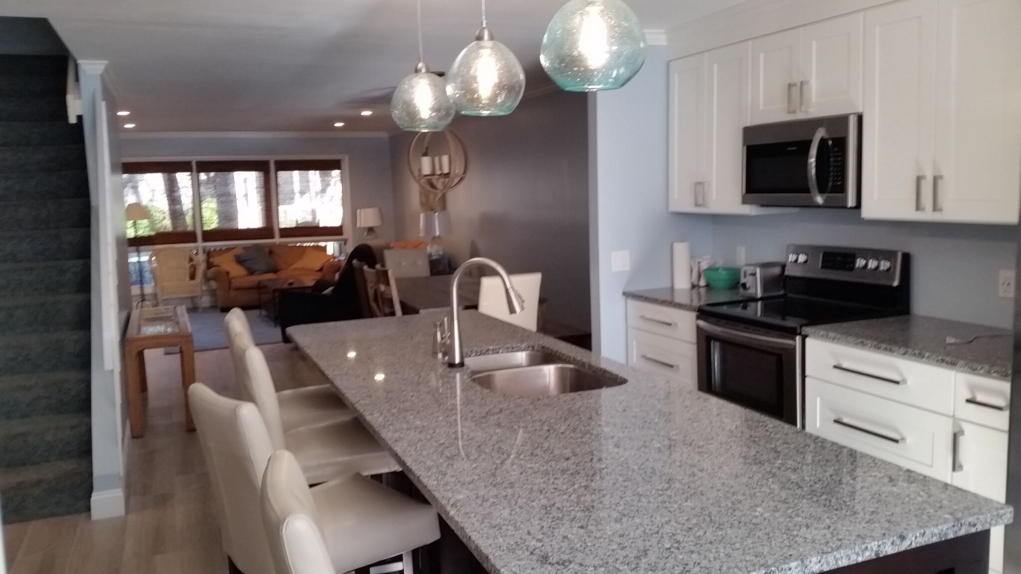 604 Tennismaster, Screen Porch, Beach Locker, Handicap & Family Friendly