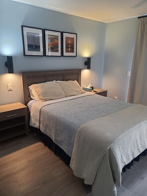 3 bedrooms, iron/ironing board, travel cot, WiFi