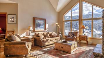 Flat-screen TV, fireplace, video games, DVD player