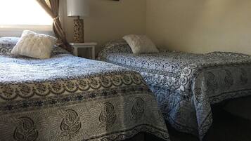 3 室のベッドルーム、アイロン / アイロン台、WiFi