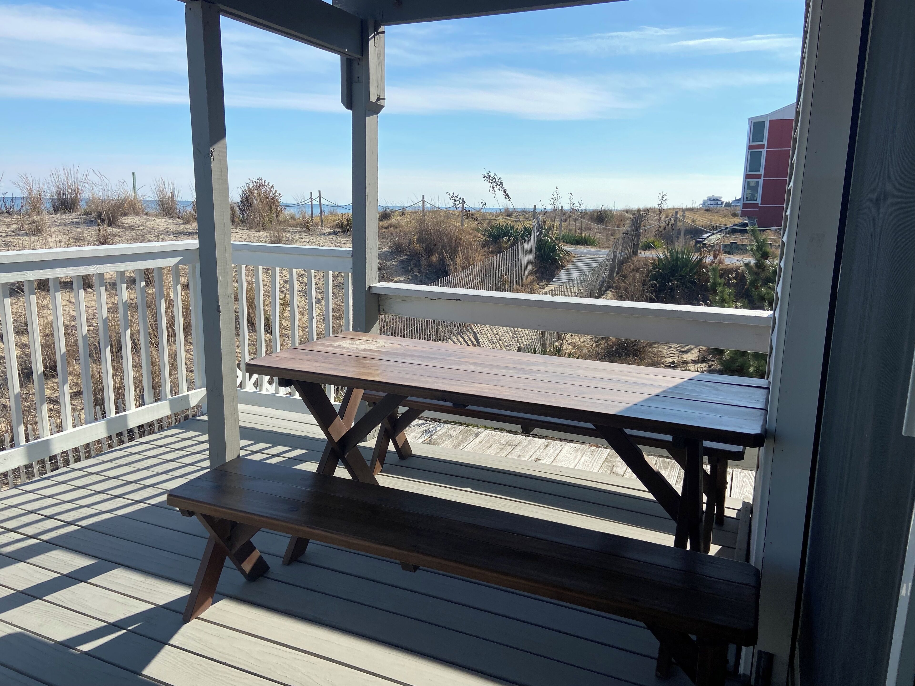 屋外ダイニングエリア