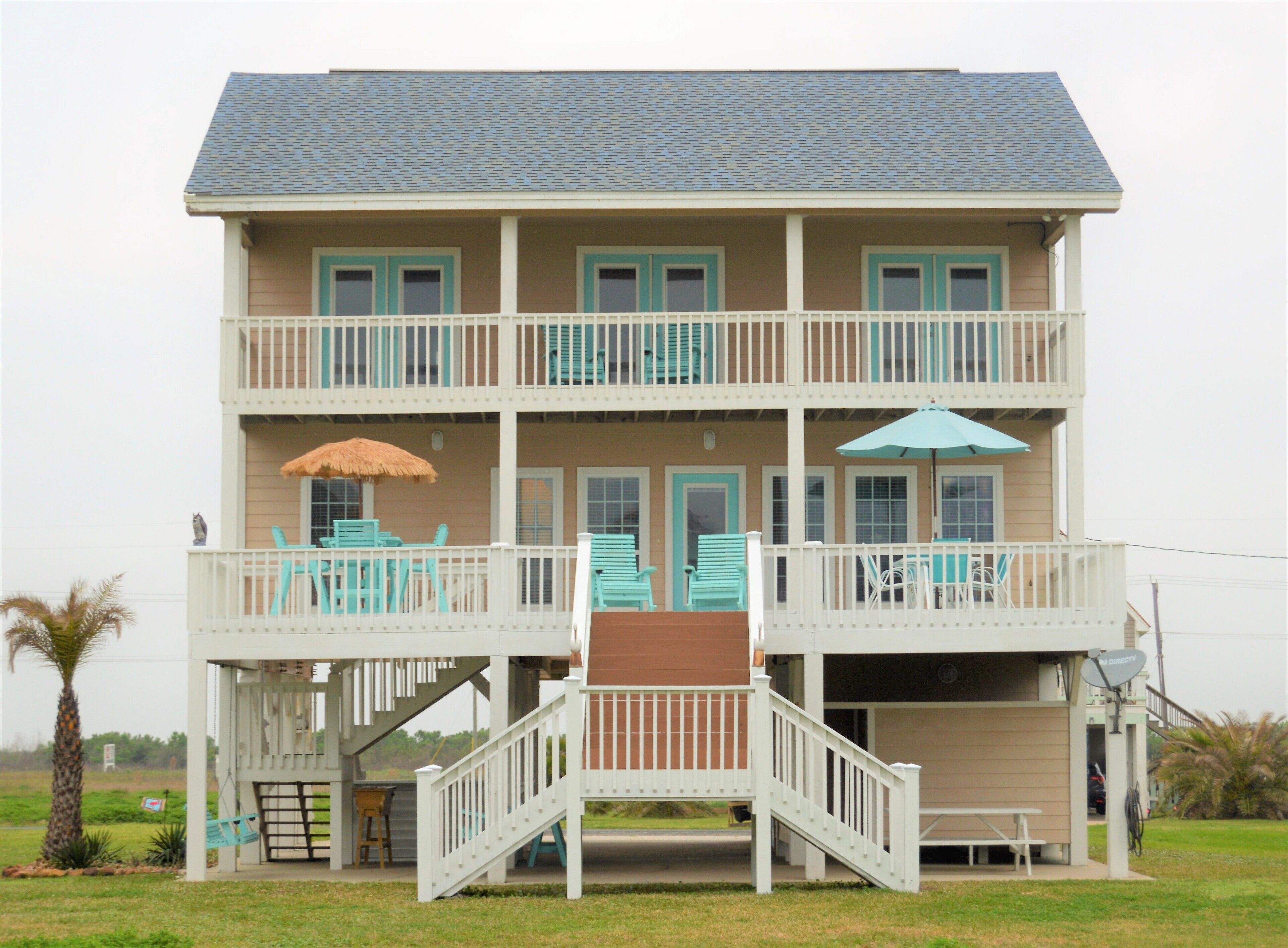 Gorgeous Beach Retreat, Ocean Views, Linens Included; Six Night Min. for Summer