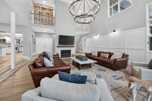 TV, fireplace, video games, DVD player - Hands-Down Best Deal in Kiawah! (Johns Island)