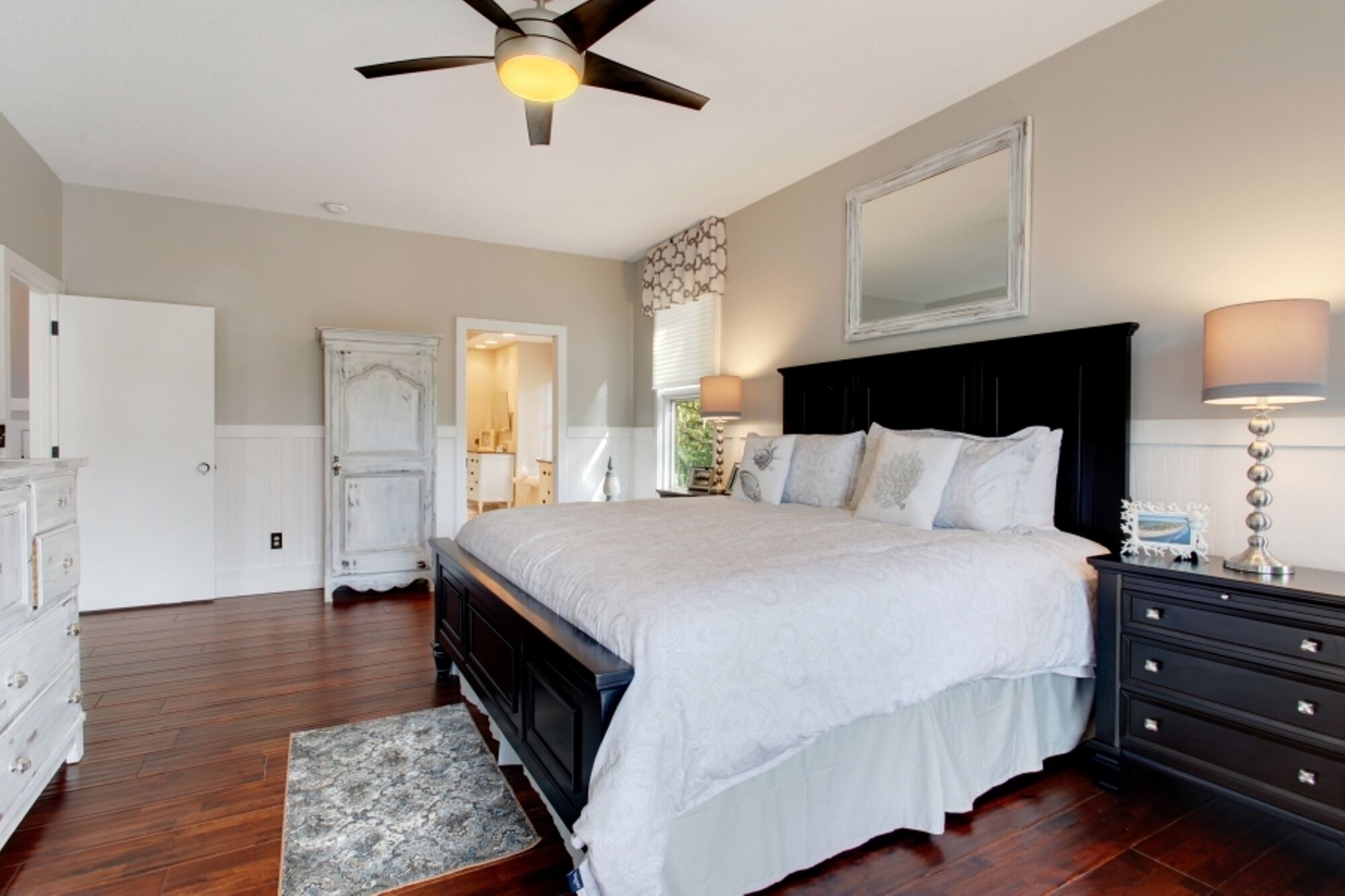 4 Schlafzimmer, Bügeleisen/Bügelbrett, WLAN, Bettwäsche