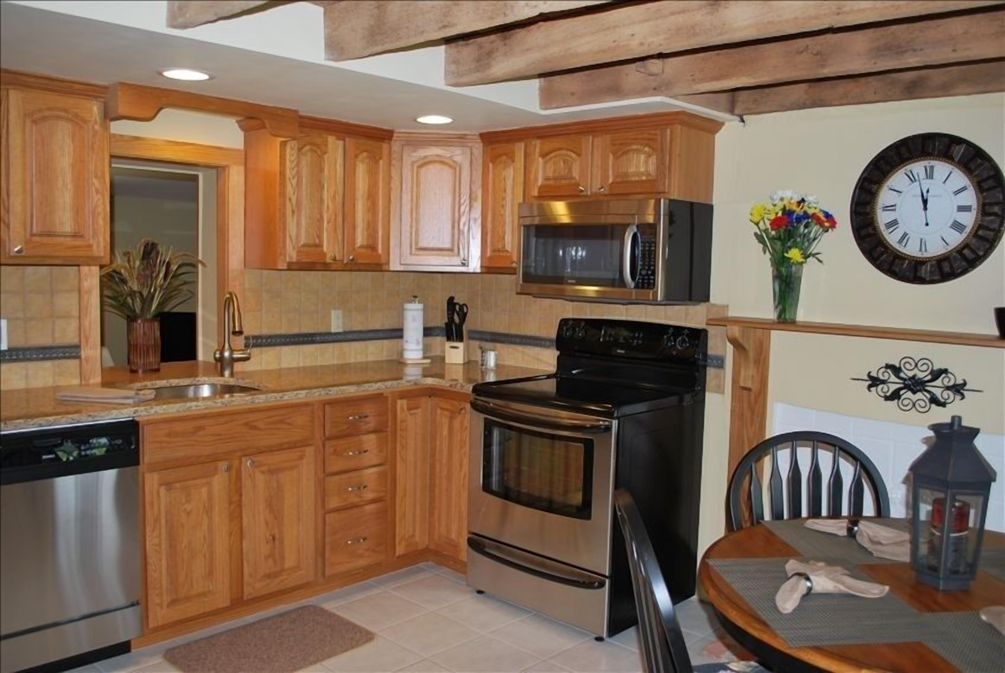 Cozy Country Cottage