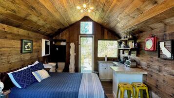 1 slaapkamer, een bureau, gratis wifi, beddengoed