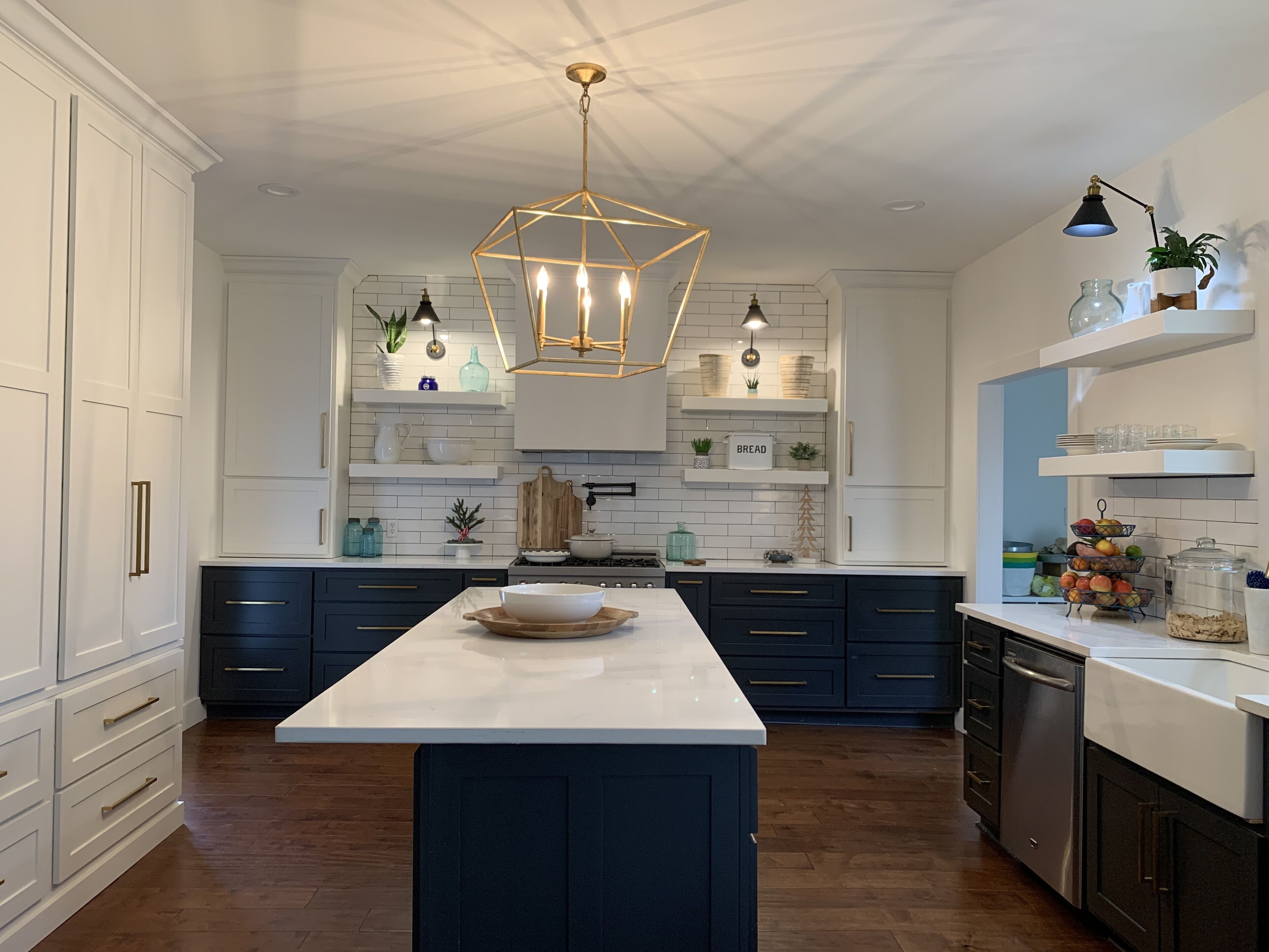 Cozy Home W/ Privacy, Yet Minutes From All The Action