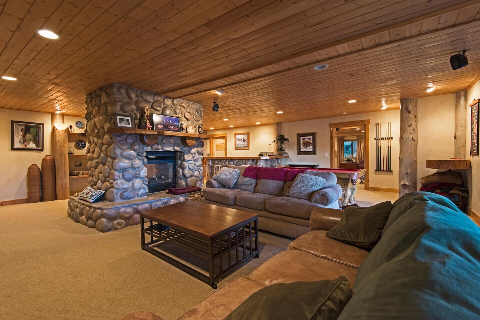 Custom log home nestled in the mountains. Stunning valley views from every room.