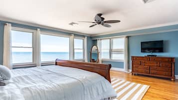 6 bedrooms, free WiFi, bed sheets