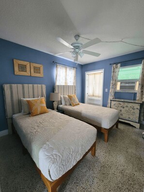 2 bedrooms, iron/ironing board, WiFi, bed sheets