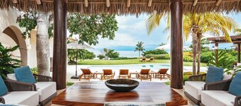 Luxurious 5 Star Oceanfront Villa / Private Pool / In Gates / Staff Service 