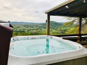 Bañera de hidromasaje al aire libre