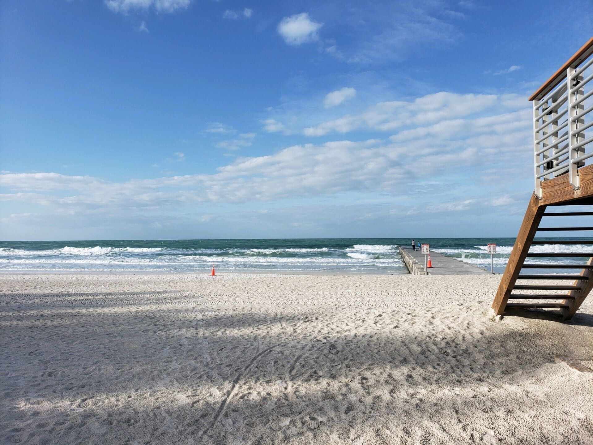 In Strandnähe, Liegestühle, Strandtücher